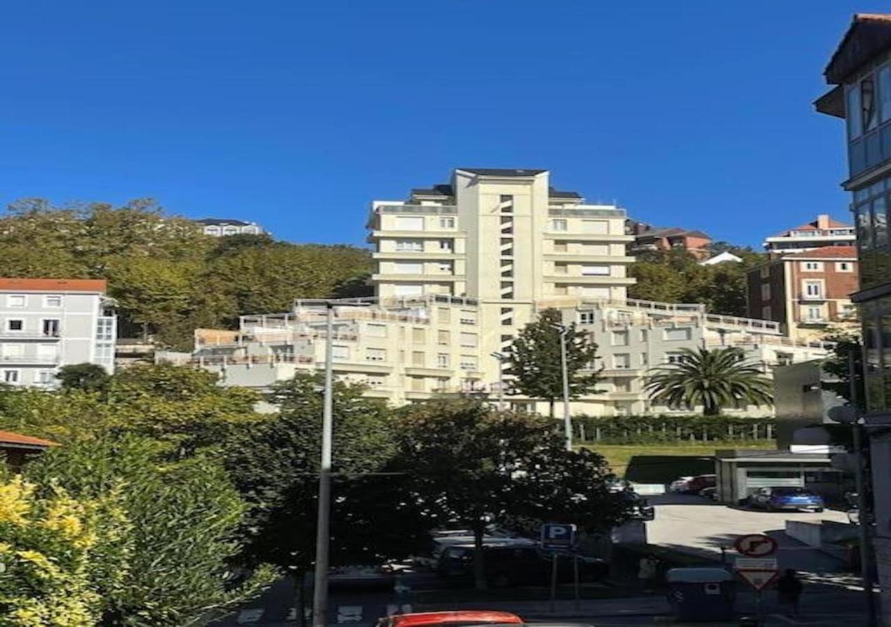 El Pisuco De Lu Entre Puertochico Y El Sardinero Apartment Santander Bagian luar foto