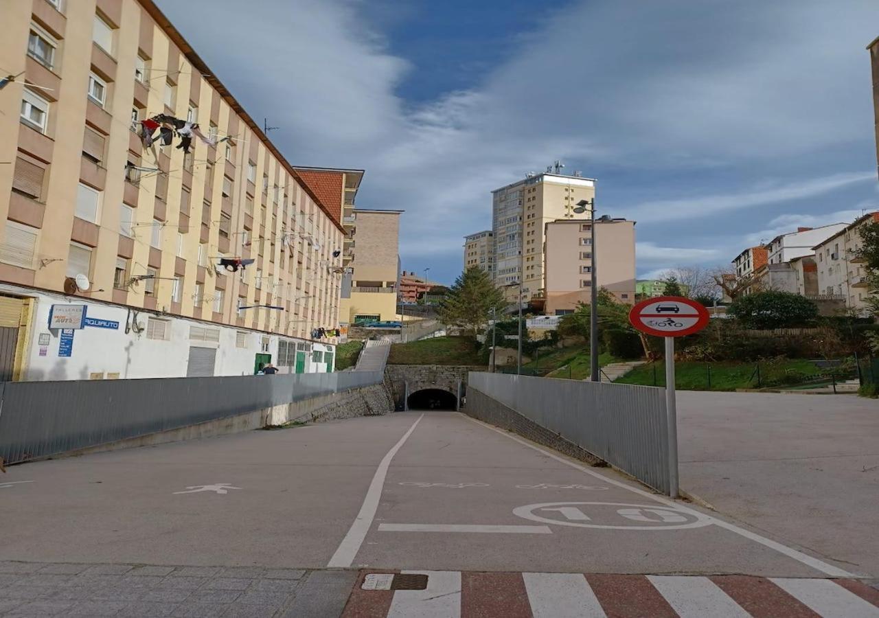 El Pisuco De Lu Entre Puertochico Y El Sardinero Apartment Santander Bagian luar foto